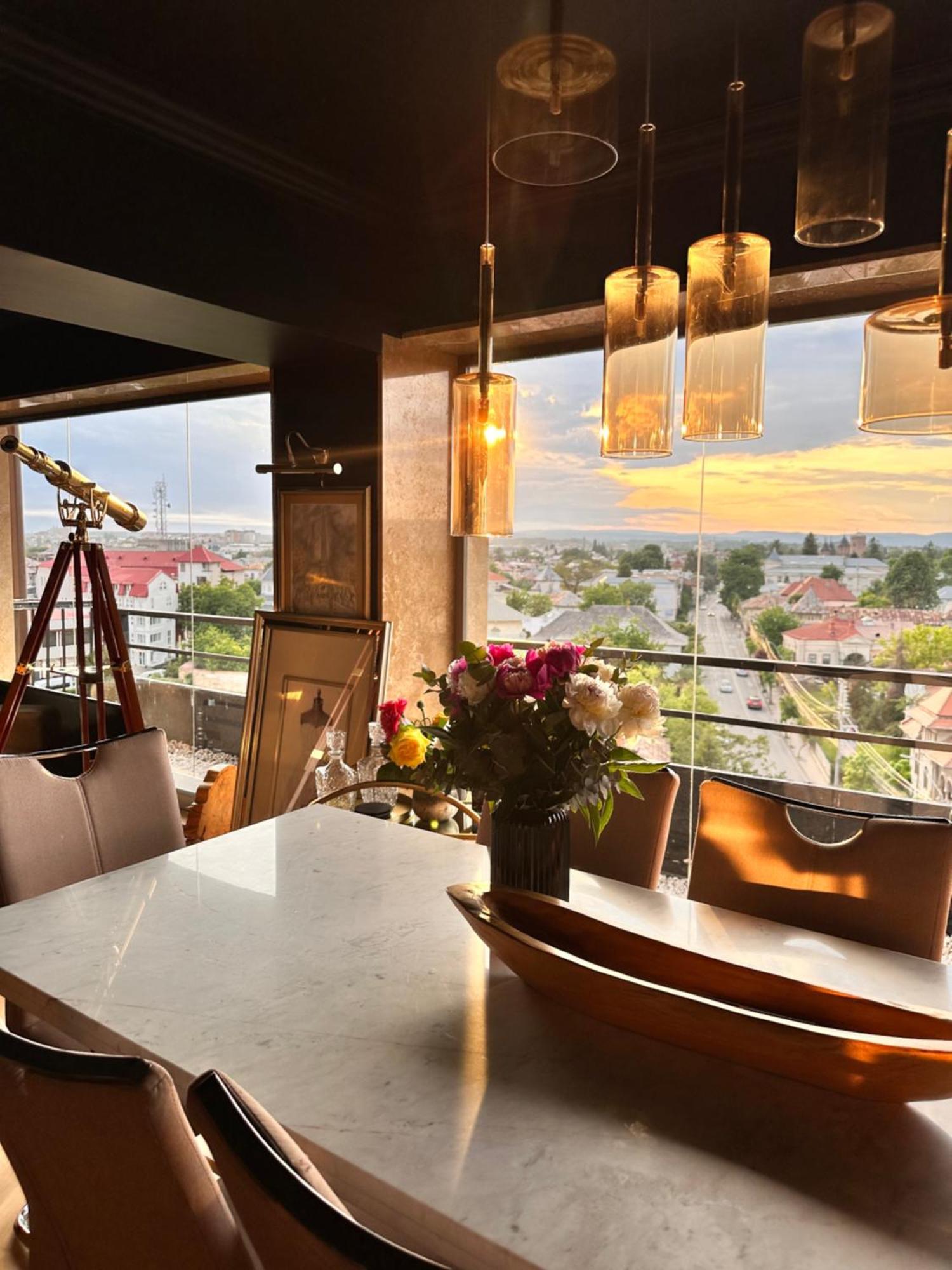 Noir Penthouse Appartement Targoviste Buitenkant foto