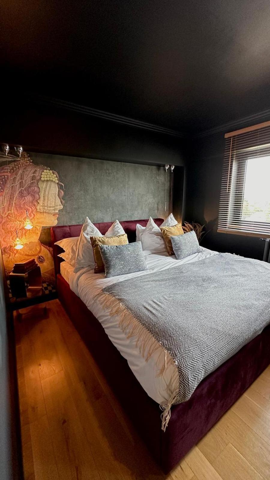 Noir Penthouse Appartement Targoviste Buitenkant foto